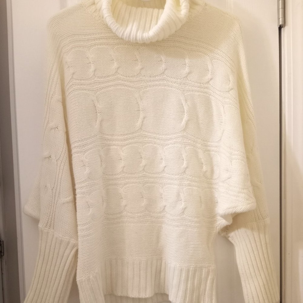 White Knitted Turtleneck